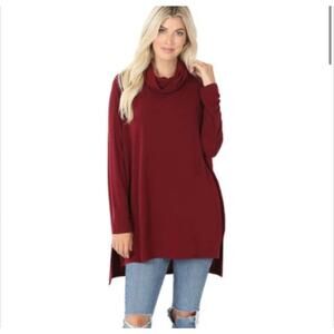 BNWT Zenana Cowlneck Top Size L